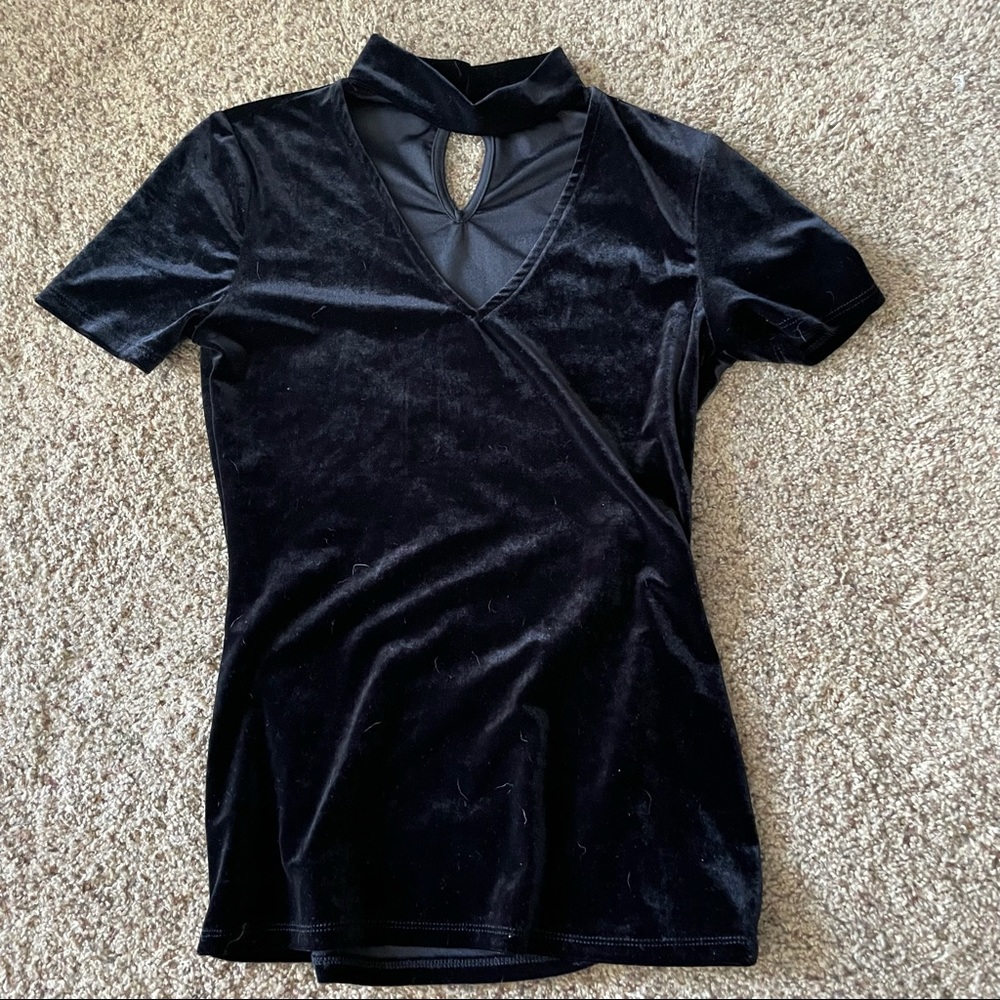 Forever 21 Velvet Black Top